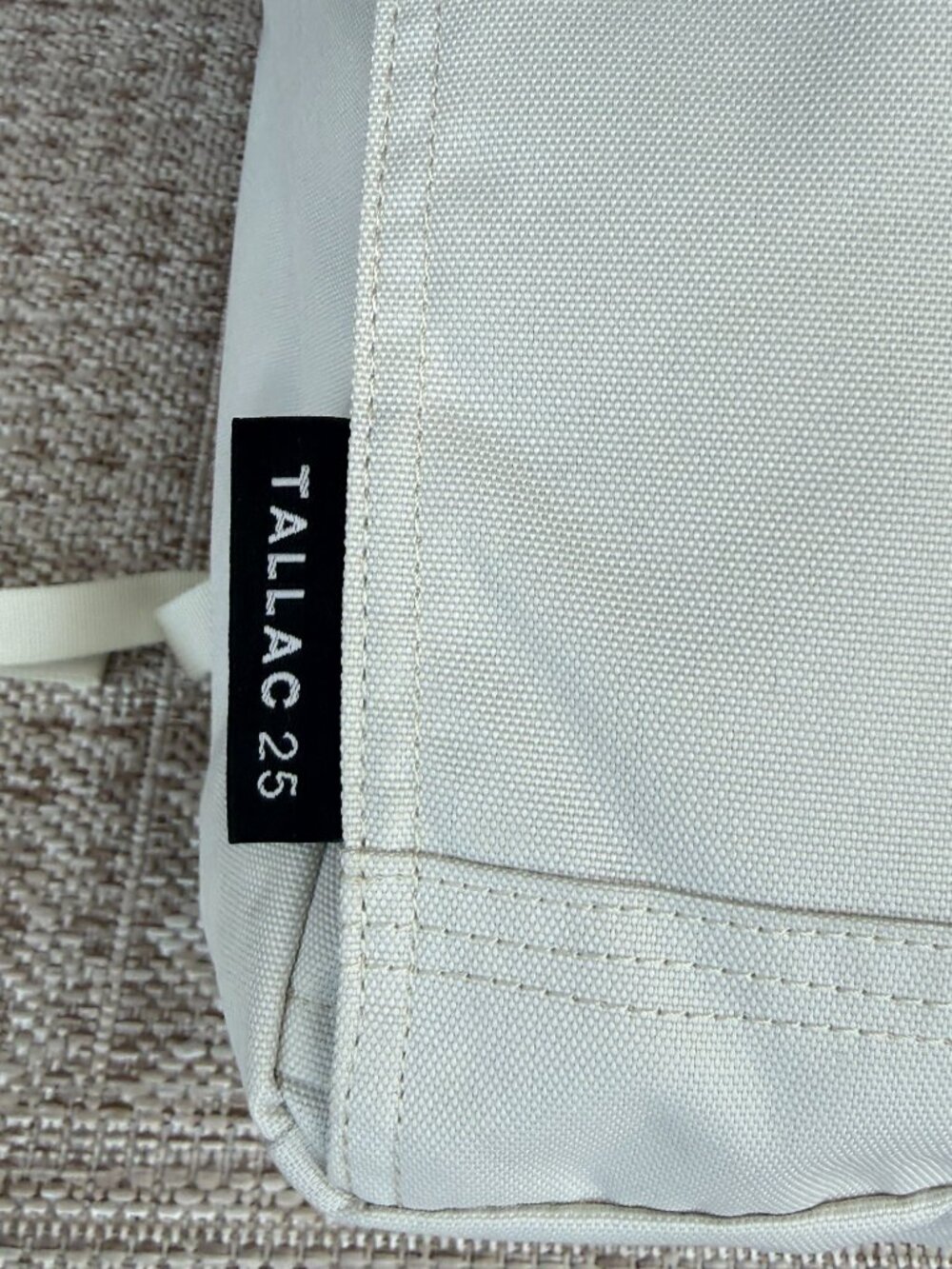Mountain Hardwear Tallac 25L Women's Backpack White Utility Pack Outdoor New - Picture 9 of 13